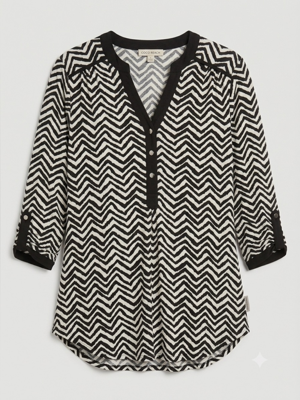 Roz & Ali Black & White Chevron Henley Top - XL